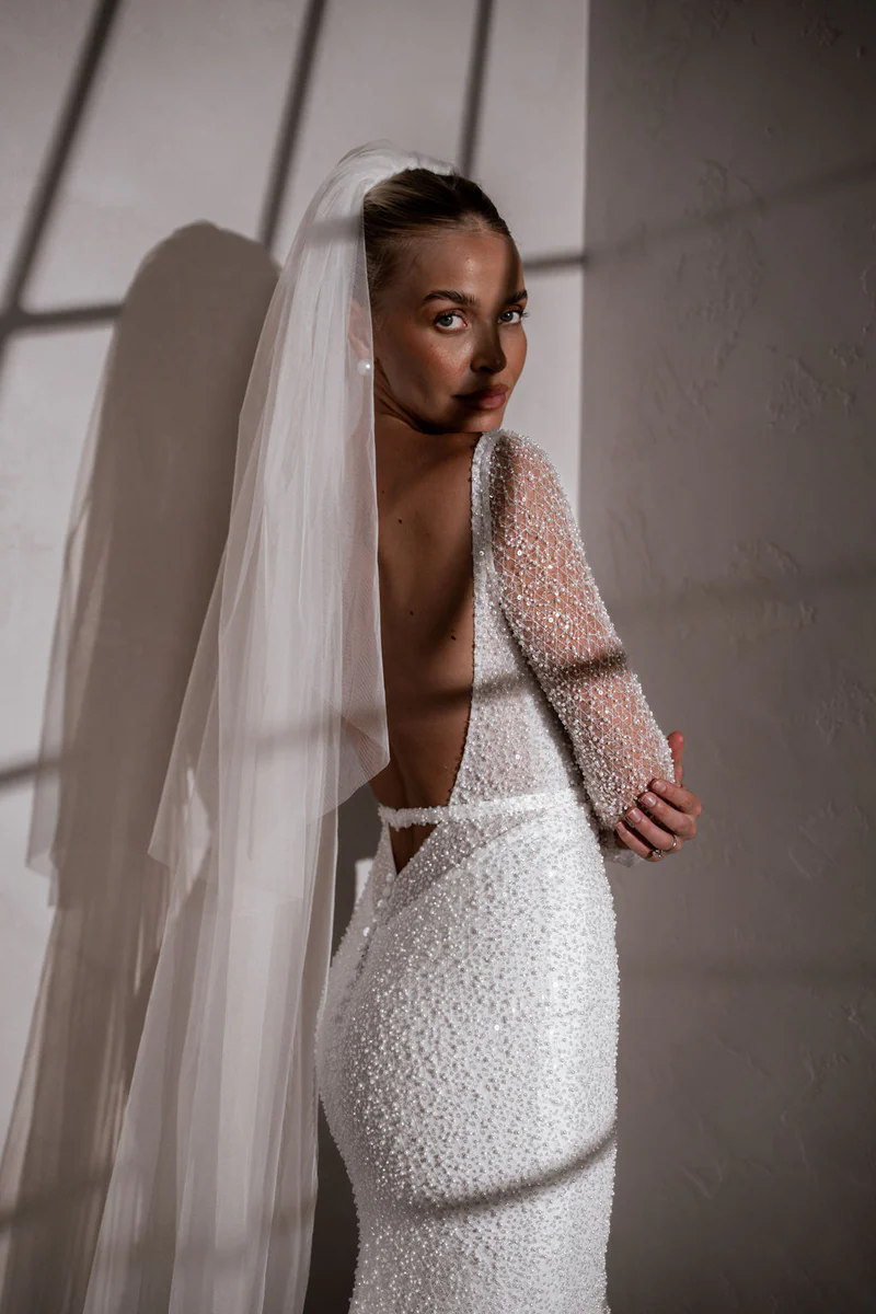 ISOBEL VEIL - Image 4